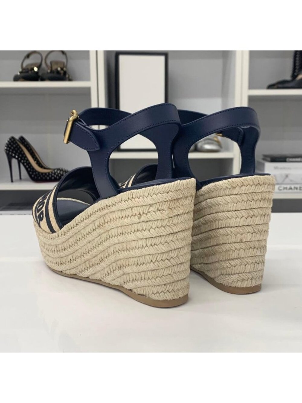 Dior Dway Embroidered Logo Sandals - Picture 5 of 10